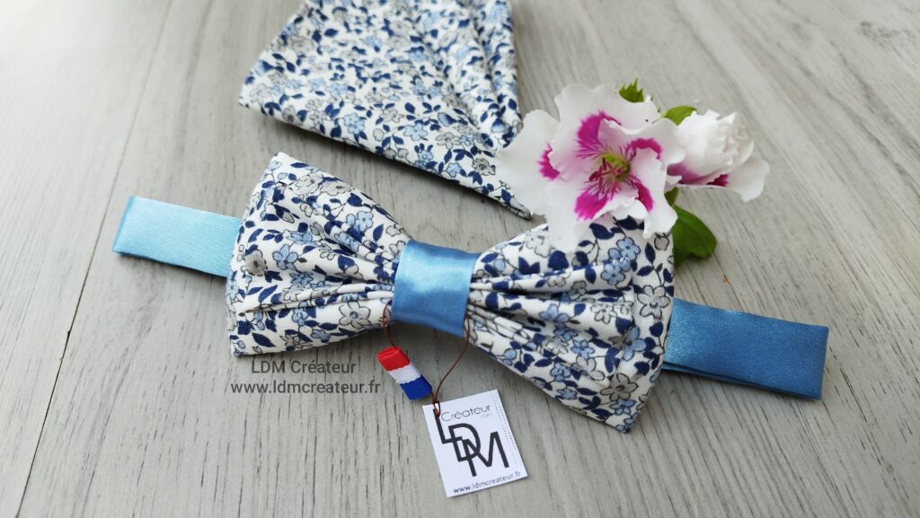 Papillon-liberty-bleu-ciel-blanc-marine-mariage-pochette-champetre-Barfleur-ceremonie-LDM-Créateur